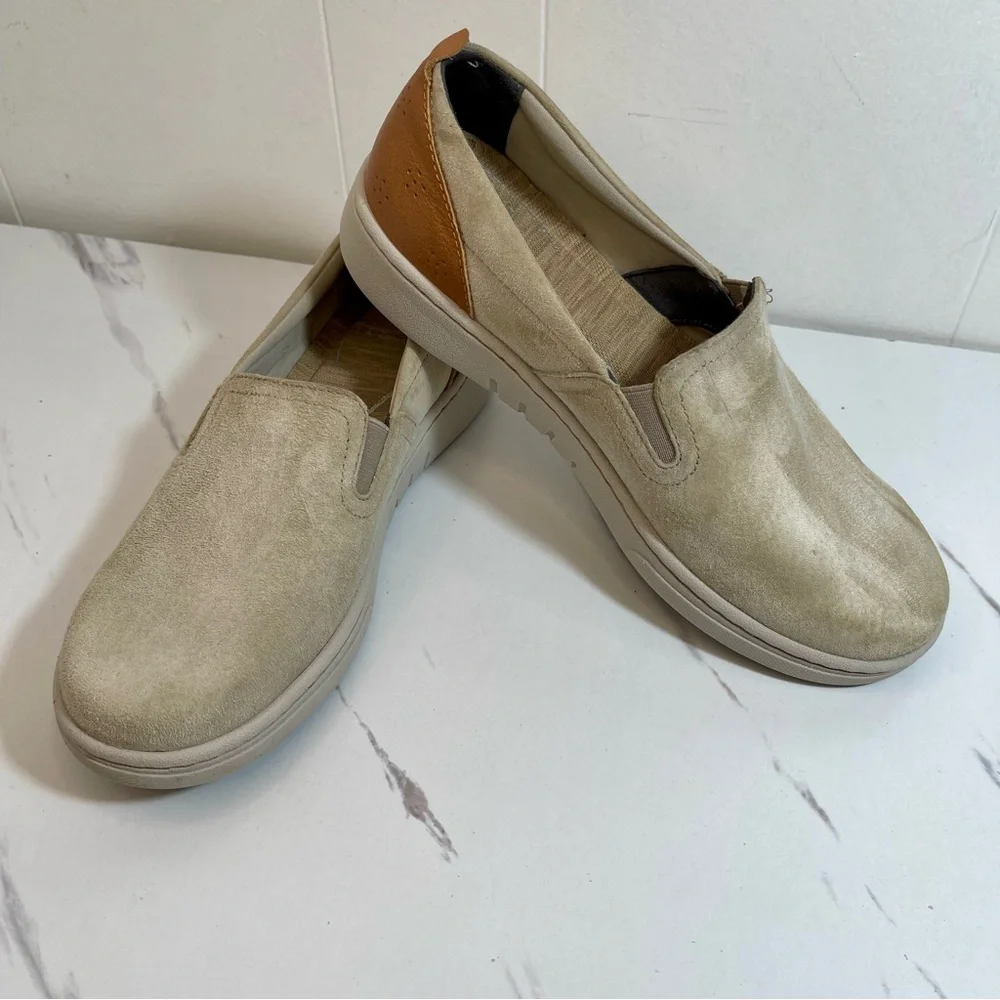 Dansko Beige Suede Leather Slip-on Comfort Sneaker Women's Sz 7.5-8/EU 38 Nurse